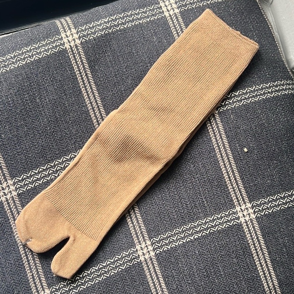 Brown Tabi Socks